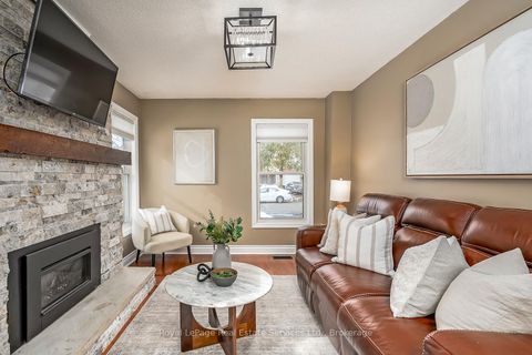 Photo 18 at 1544 Greenbriar Drive, GA Glen Abbey, Oakville