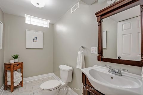 Photo 37 at 1544 Greenbriar Drive, GA Glen Abbey, Oakville