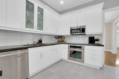 Photo 15 at 398 Bedford Park, Nortown, Toronto