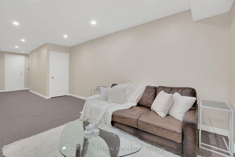 Photo 34 at 398 Bedford Park, Nortown, Toronto