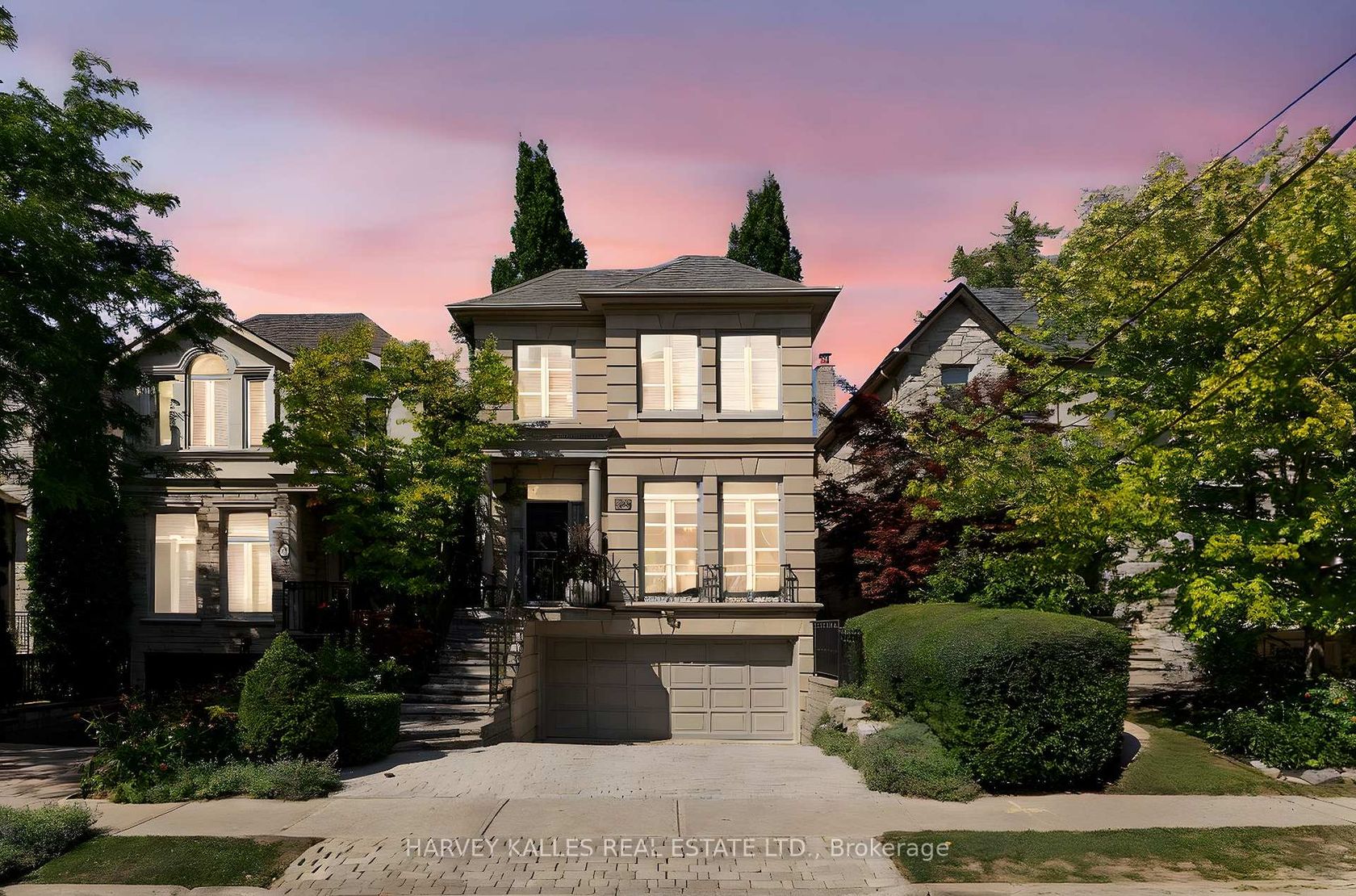 398 Bedford Park, Nortown, Toronto 