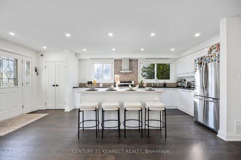 Photo 2 at 36 Summerside Crescent, Hillcrest Village, Toronto