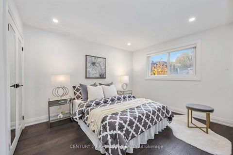 Photo 8 at 36 Summerside Crescent, Hillcrest Village, Toronto