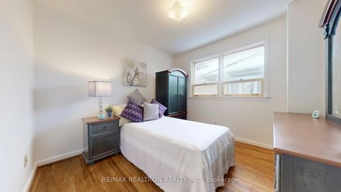 Photo 9 at 69 Mossbank Drive, Woburn, Toronto