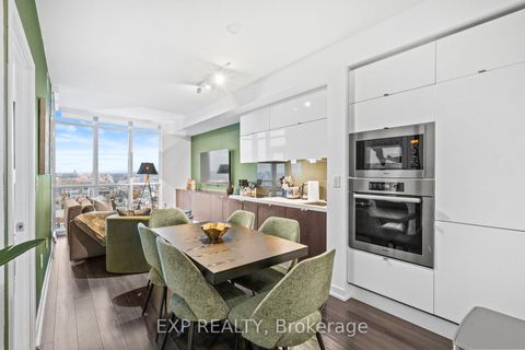 Photo 3 at Ph15 - 21 Iceboat Terrace, Waterfront Communities C1, Toronto