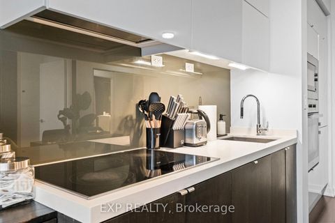 Photo 6 at Ph15 - 21 Iceboat Terrace, Waterfront Communities C1, Toronto