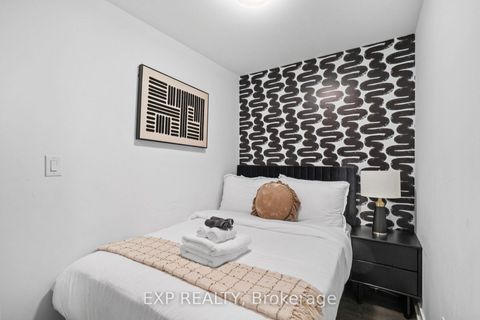 Photo 14 at Ph15 - 21 Iceboat Terrace, Waterfront Communities C1, Toronto