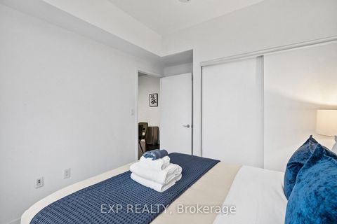 Photo 19 at Ph15 - 21 Iceboat Terrace, Waterfront Communities C1, Toronto