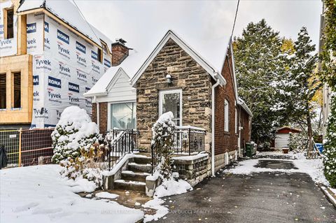 Photo 1 at 14 Dustan Crescent, East York, Toronto