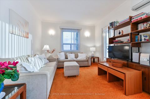 Photo 4 at 14 Dustan Crescent, East York, Toronto