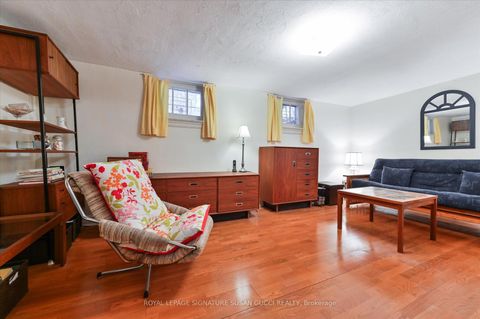 Photo 16 at 14 Dustan Crescent, East York, Toronto