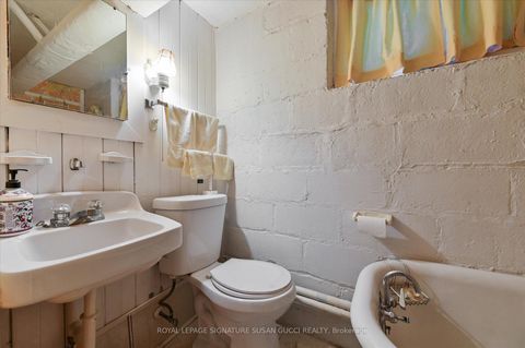 Photo 17 at 14 Dustan Crescent, East York, Toronto