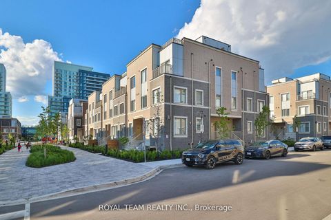 Photo 21 at 224 - 131 Honeycrisp Crescent, Vaughan Corporate Centre, Vaughan