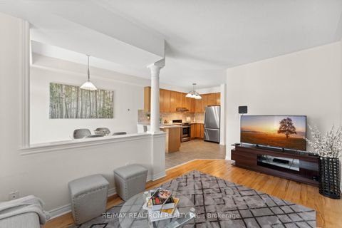 Photo 9 at 57 Littleriver Court, Patterson, Vaughan