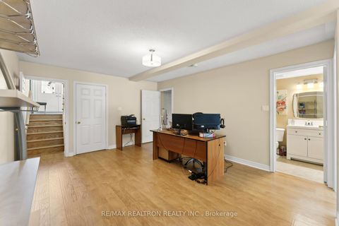 Photo 23 at 57 Littleriver Court, Patterson, Vaughan