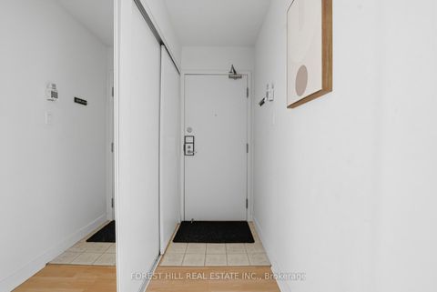 Photo 4 at 516 - 650 Queens Quay W Boulevard, Niagara, Toronto