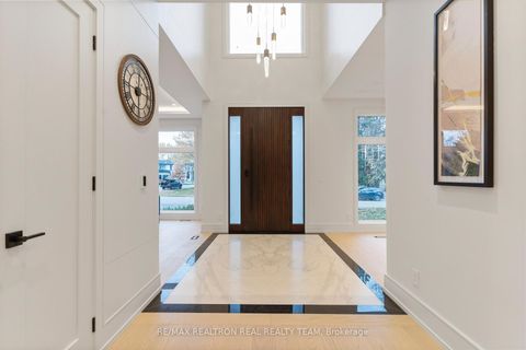 Photo 4 at 1362 Sedgewick Crescent, SW Southwest, Oakville