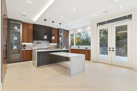 Photo 13 at 1362 Sedgewick Crescent, SW Southwest, Oakville