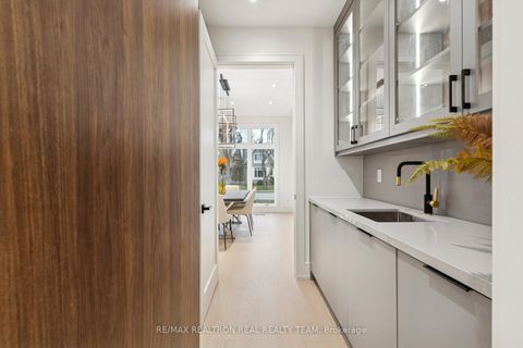 Photo 16 at 1362 Sedgewick Crescent, SW Southwest, Oakville