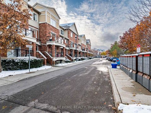 Photo 1 at 9 - 19 Hays Boulevard, RO River Oaks, Oakville