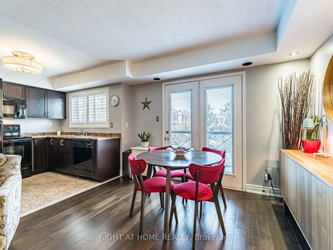 Photo 9 at 9 - 19 Hays Boulevard, RO River Oaks, Oakville