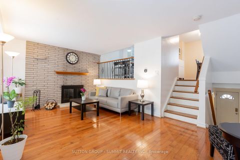 Photo 5 at 4 - 95 Rameau Drive, Hillcrest Village, Toronto