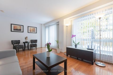 Photo 9 at 4 - 95 Rameau Drive, Hillcrest Village, Toronto