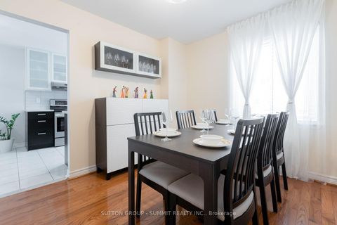 Photo 12 at 4 - 95 Rameau Drive, Hillcrest Village, Toronto
