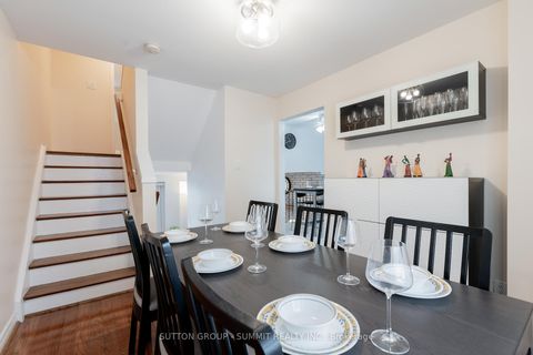 Photo 13 at 4 - 95 Rameau Drive, Hillcrest Village, Toronto