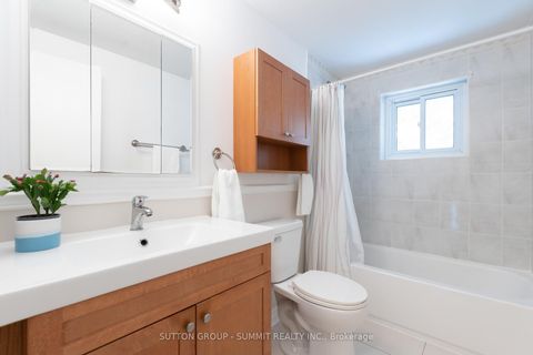 Photo 20 at 4 - 95 Rameau Drive, Hillcrest Village, Toronto