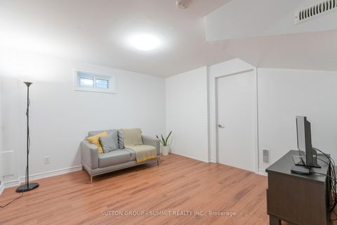 Photo 28 at 4 - 95 Rameau Drive, Hillcrest Village, Toronto