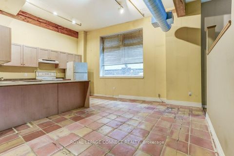 Photo 7 at 1 - 121 Prescott Avenue, Pellam Park, Toronto