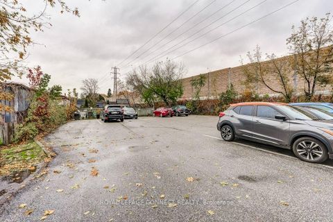 Photo 19 at 1 - 121 Prescott Avenue, Pellam Park, Toronto