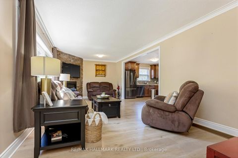 Photo 3 at 142 Meighen Avenue, Parkview, Toronto