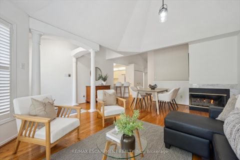 Photo 6 at 58 - 1240 Westview Terrace, WT West Oak Trails, Oakville