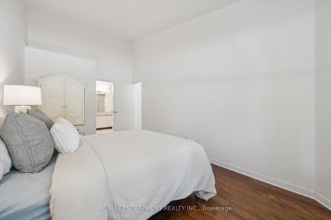 Photo 15 at 58 - 1240 Westview Terrace, WT West Oak Trails, Oakville