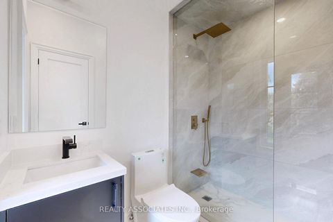 Photo 36 at 32 Cossar Avenue, Aurora Highlands, Aurora