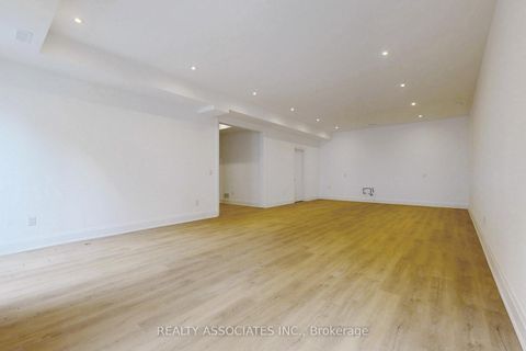 Photo 43 at 32 Cossar Avenue, Aurora Highlands, Aurora