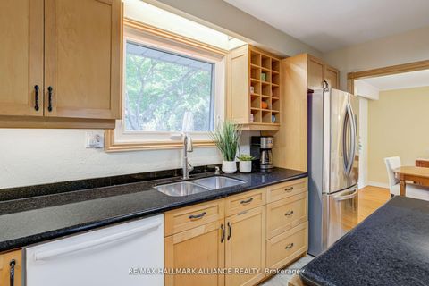 Photo 13 at 2033 Water's Edge Drive, BR Bronte, Oakville