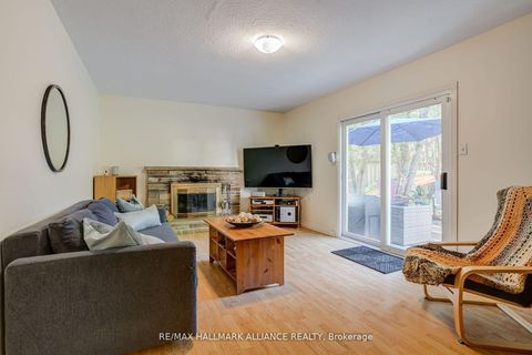 Photo 15 at 2033 Water's Edge Drive, BR Bronte, Oakville