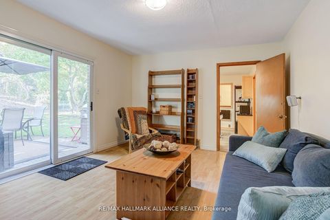 Photo 16 at 2033 Water's Edge Drive, BR Bronte, Oakville