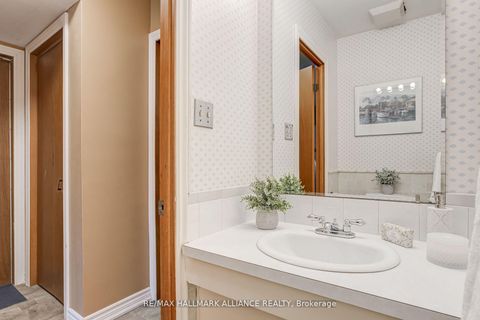 Photo 17 at 2033 Water's Edge Drive, BR Bronte, Oakville