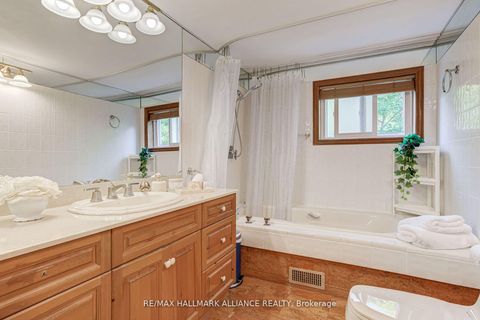 Photo 24 at 2033 Water's Edge Drive, BR Bronte, Oakville