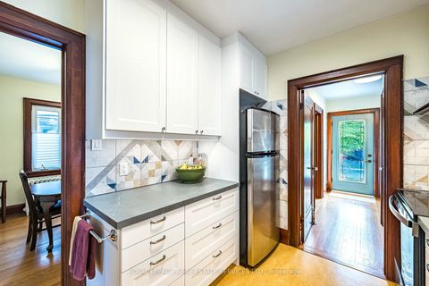 Photo 11 at 44 Fourth Street, New Toronto, Toronto