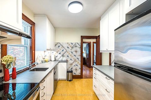 Photo 12 at 44 Fourth Street, New Toronto, Toronto