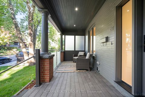 Photo 2 at 217 Pearson Avenue, Swansea, Toronto