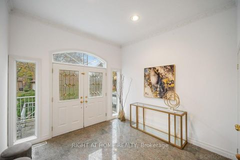 Photo 2 at 260 Byng Avenue, Willowdale East, Toronto