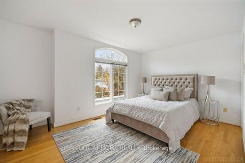 Photo 28 at 260 Byng Avenue, Willowdale East, Toronto
