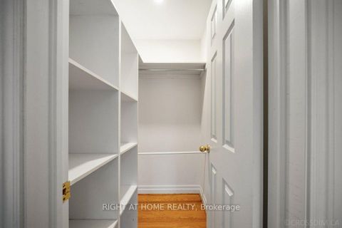 Photo 33 at 260 Byng Avenue, Willowdale East, Toronto