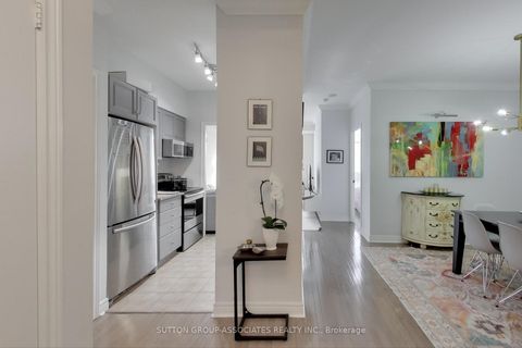 Photo 3 at 406 - 2 Edith Drive, Eglinton, Toronto